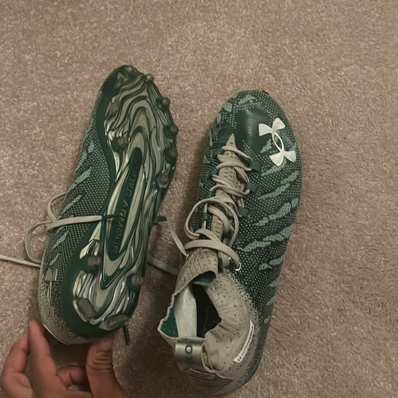 Under Armour Football cleats - Picture 3 of 5